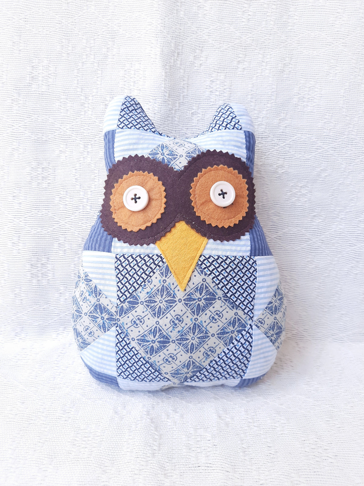 Kuwago Patchwork Owl in White